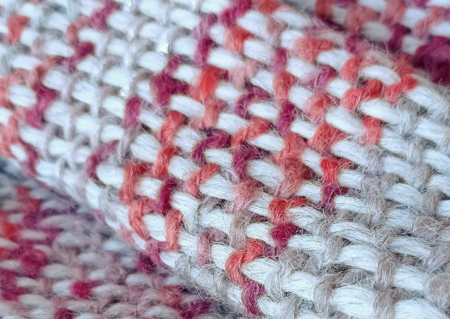 4-hour Textile Weaving Workshop with Rita in Lisbon, Portugal