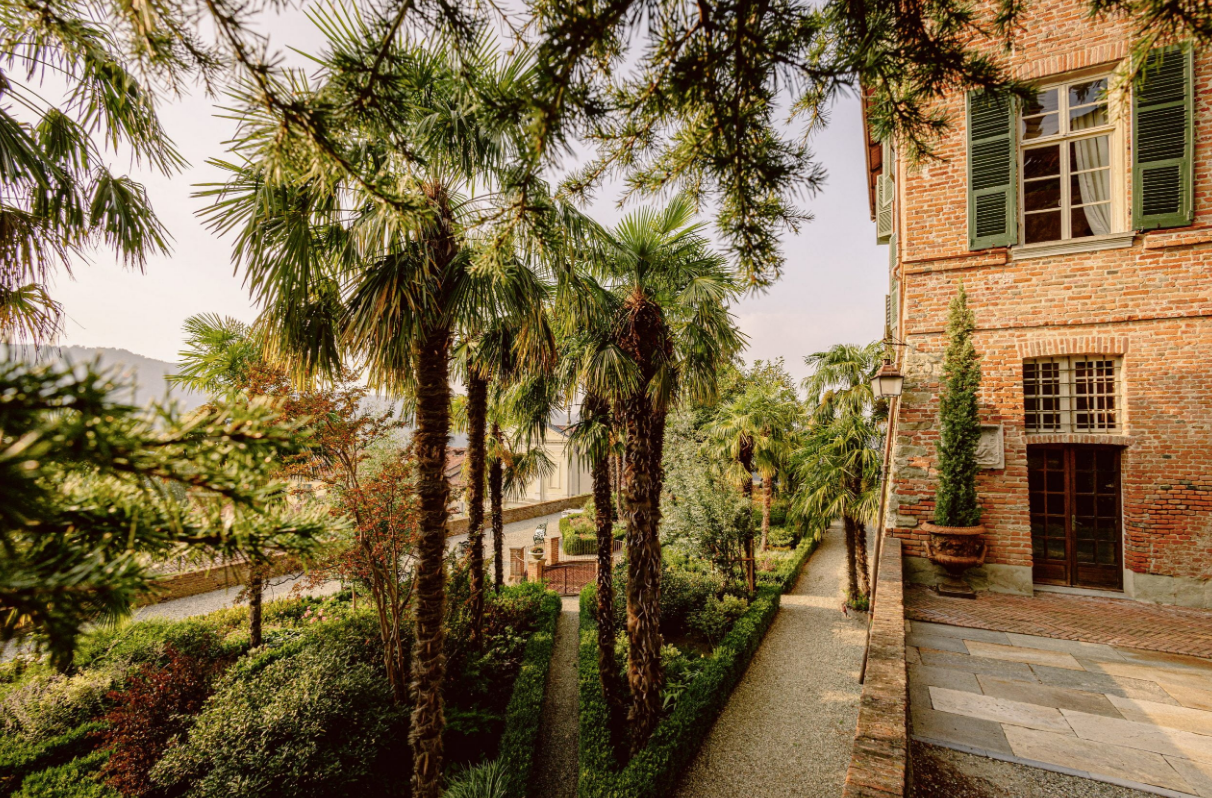 Retiro Artístico de 1 Semana con el Artista Ivo en el Castillo de Casalborgone, Italia