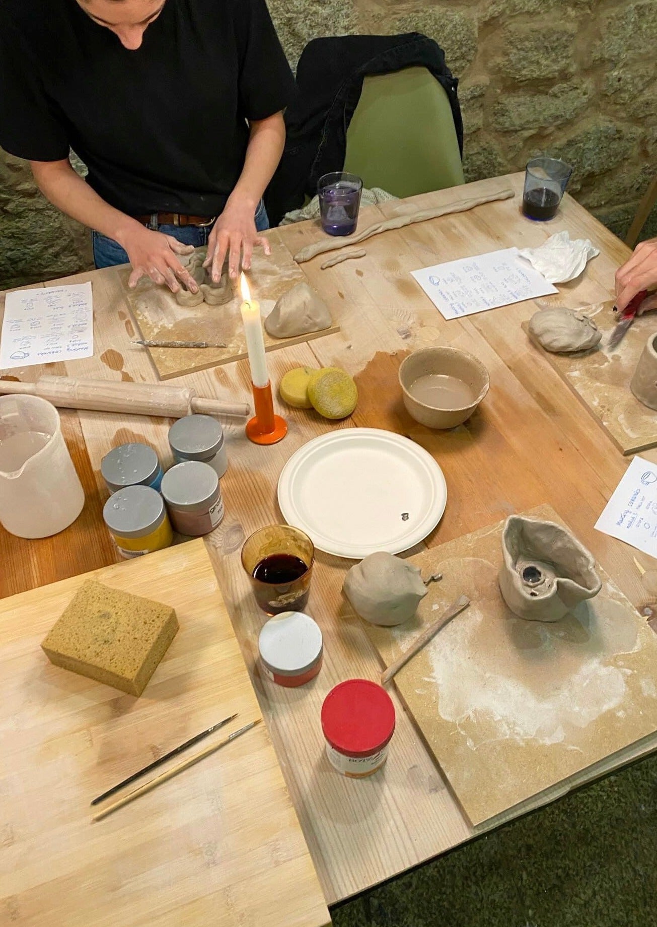 Ceramic Workshop "Dive Into All Ceramic Techniques" with Sara in Vila Nova de Gaia, Porto, Portugal by subcultours