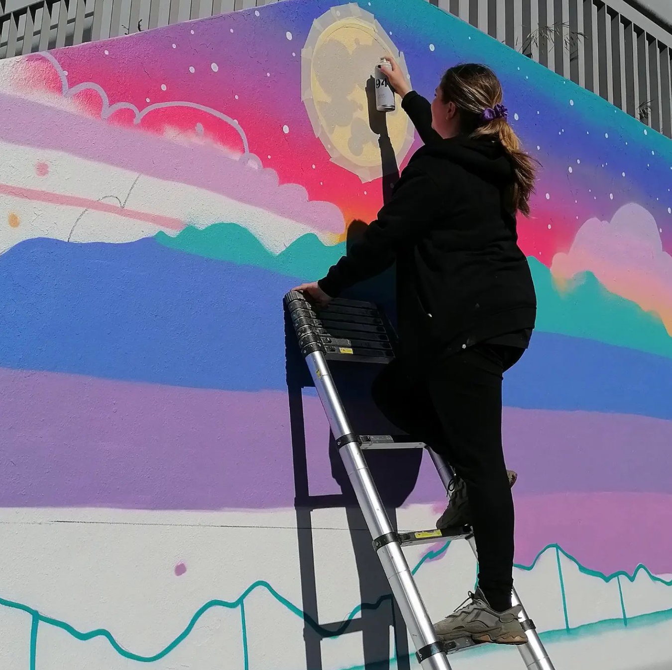 Graffiti Workshop with street artist Mariana in Porto, Portugal by subcultours