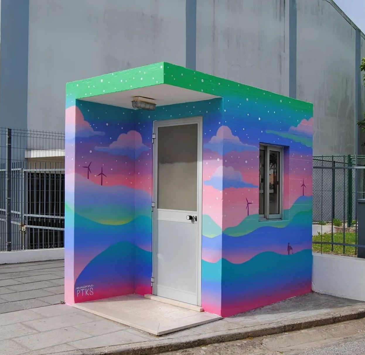 Graffiti Workshop with street artist Mariana in Porto, Portugal by subcultours