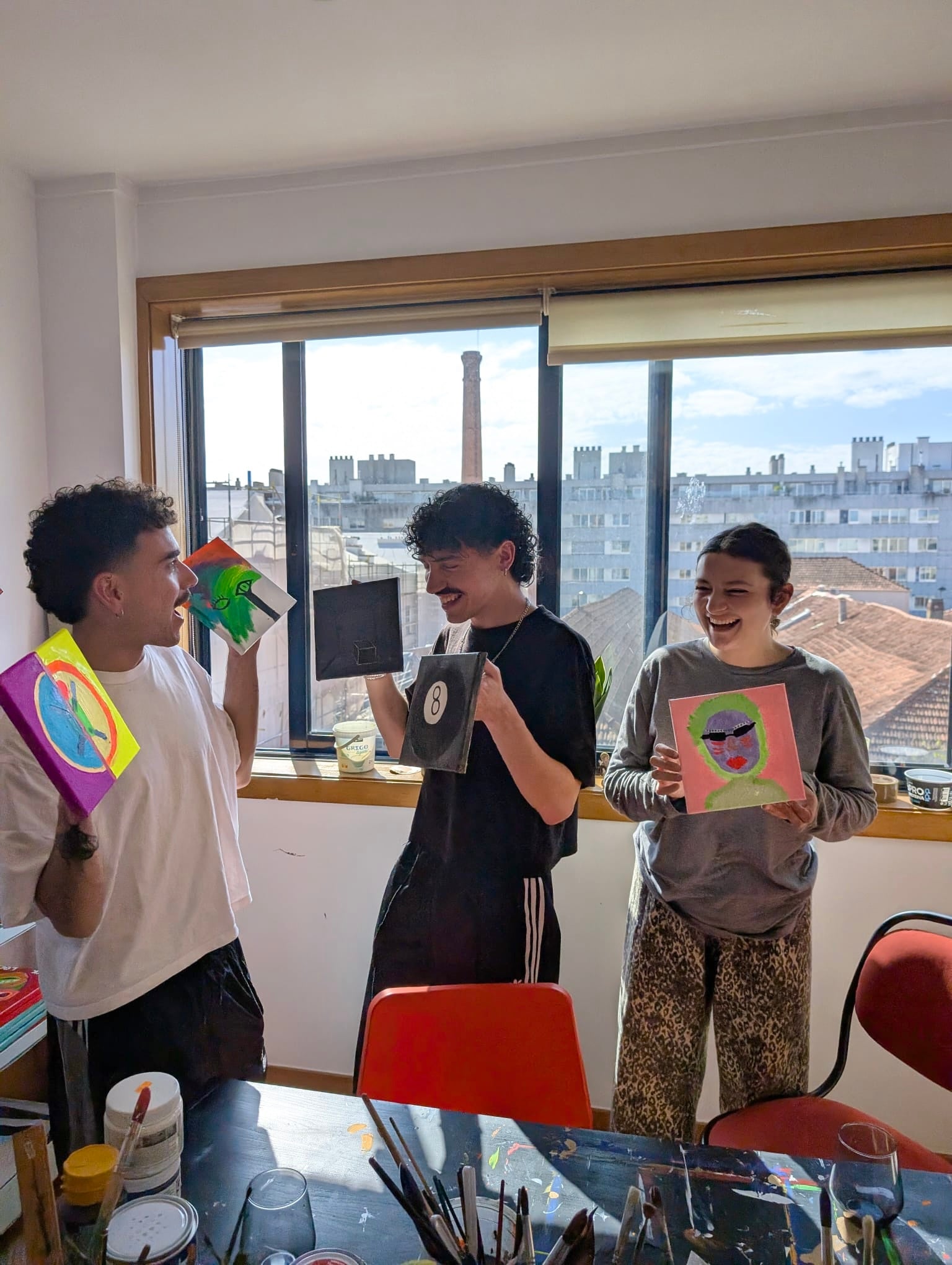 Painting Workshop "Give Yourself Permission To Art" with Charlie in Matosinhos, Portugal, by subcultours