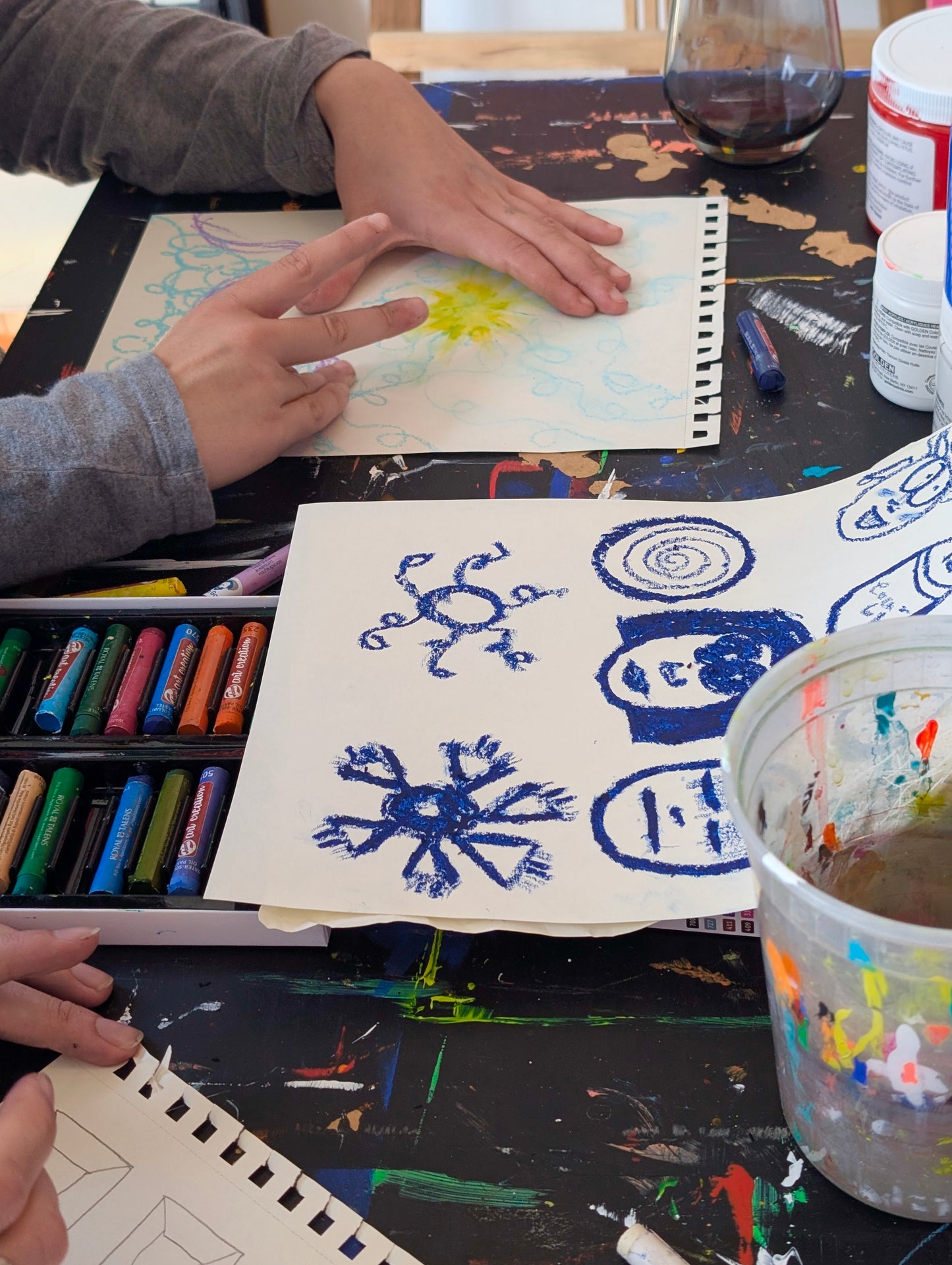 Painting Workshop "Give Yourself Permission To Art" with Charlie in Matosinhos, Portugal, by subcultours