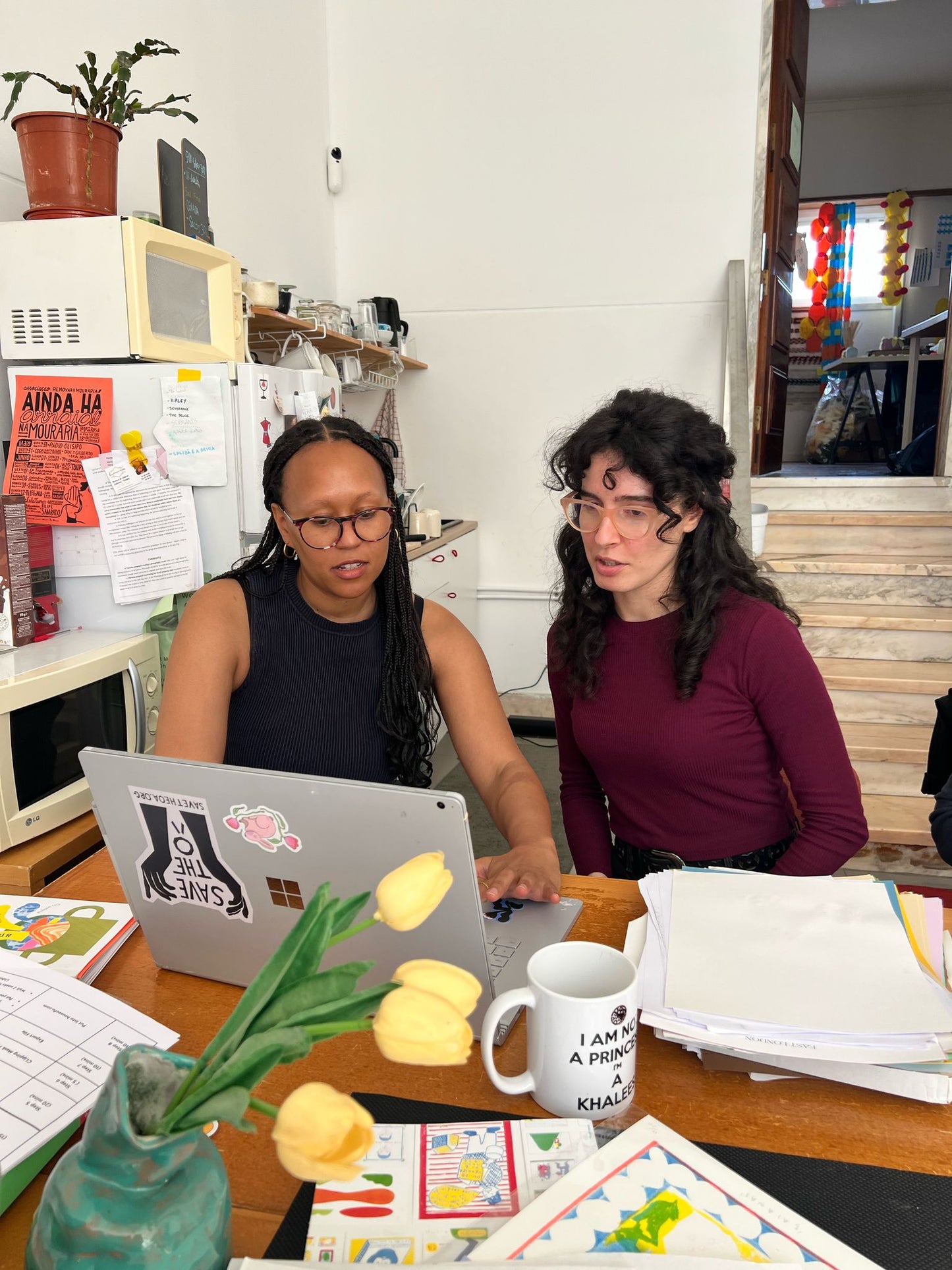 Textile Art Workshop "Create Your Own Organic Cotton Scarf" with Emma in Lisbon, Portugal, by subcultours