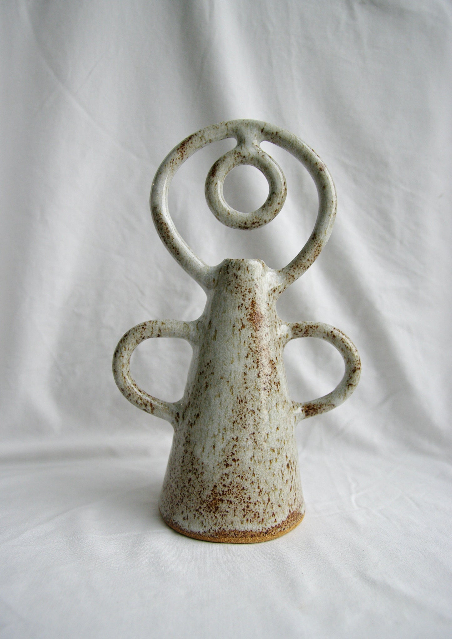 "Vase 2" Artwork by Daisy Eltenton