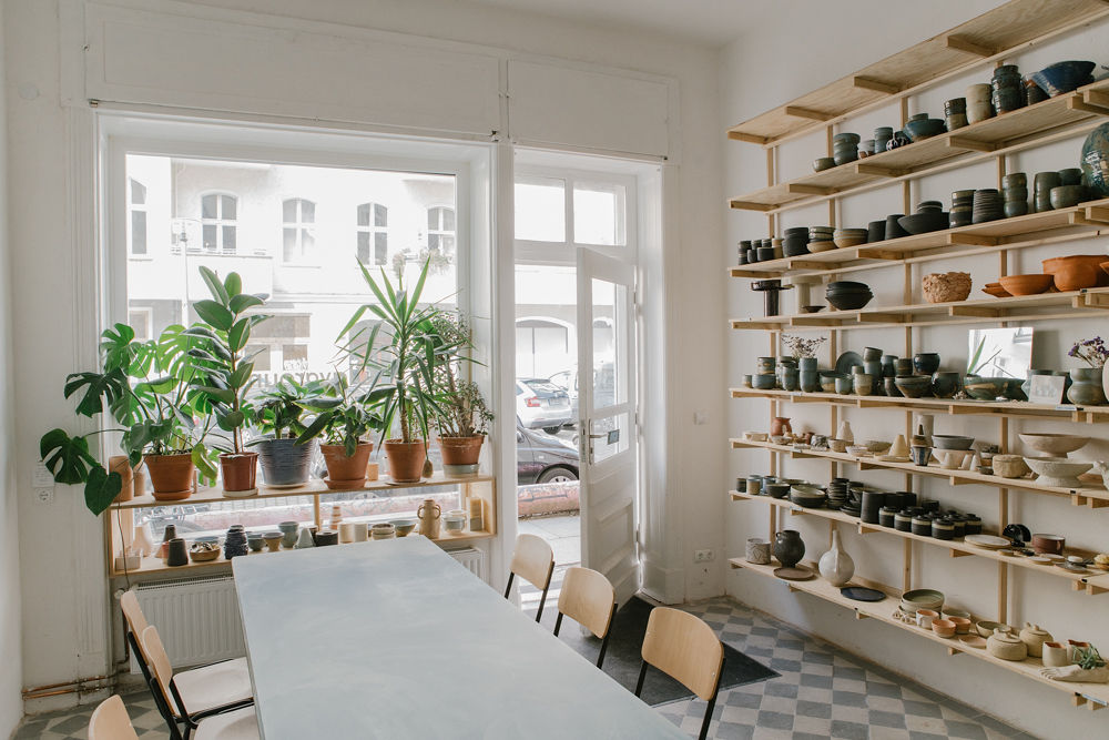 "Wheel Throwing or Hand Building" Ceramic Workshop with Tiziana in Berlin, Germany