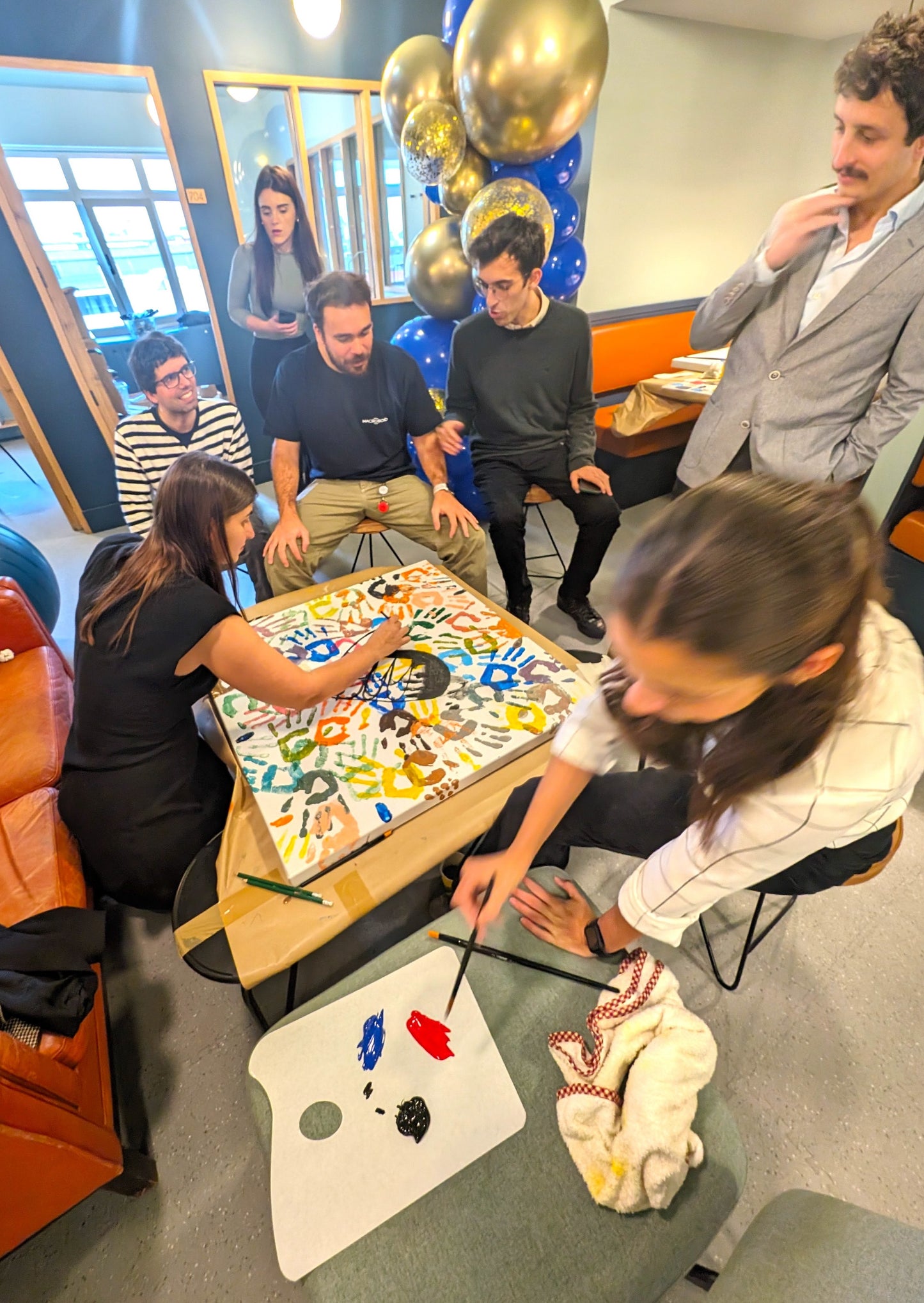 Team Building Painting Workshop "Expand Your Notions Of Creativity" with Charlie in Porto, Portugal by subcultours