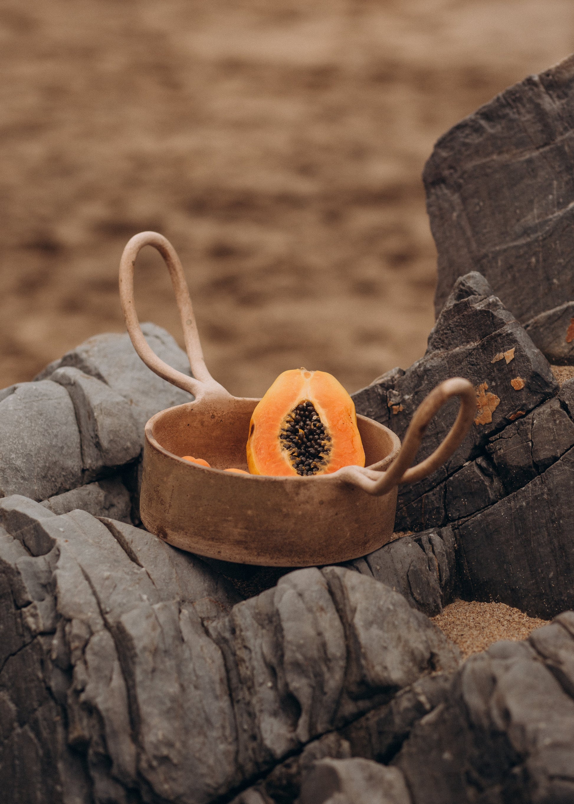 Clay Session Workshop with Margarida in Caldas da Rainha, Portugal by subcultours