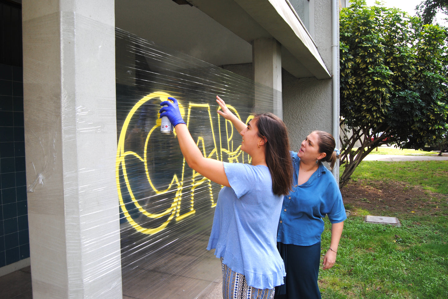 Graffiti Workshop with street artist Mariana in Porto, Portugal by subcultours