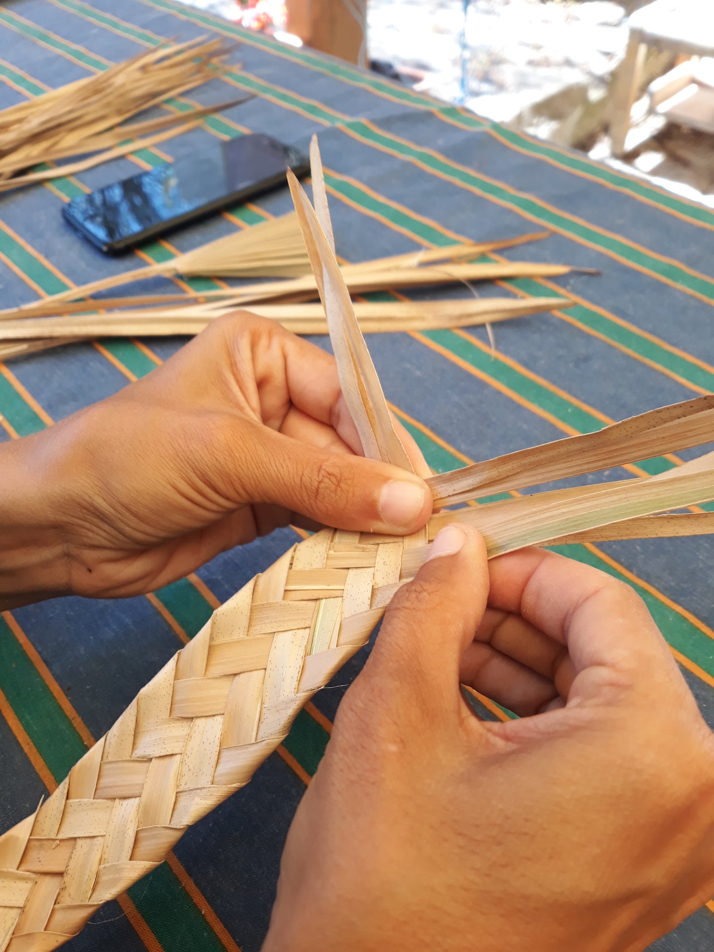 "Empreita de Palma" - Traditional Algarvian basketry Workshop with Ysaline in Aljezur, Portugal