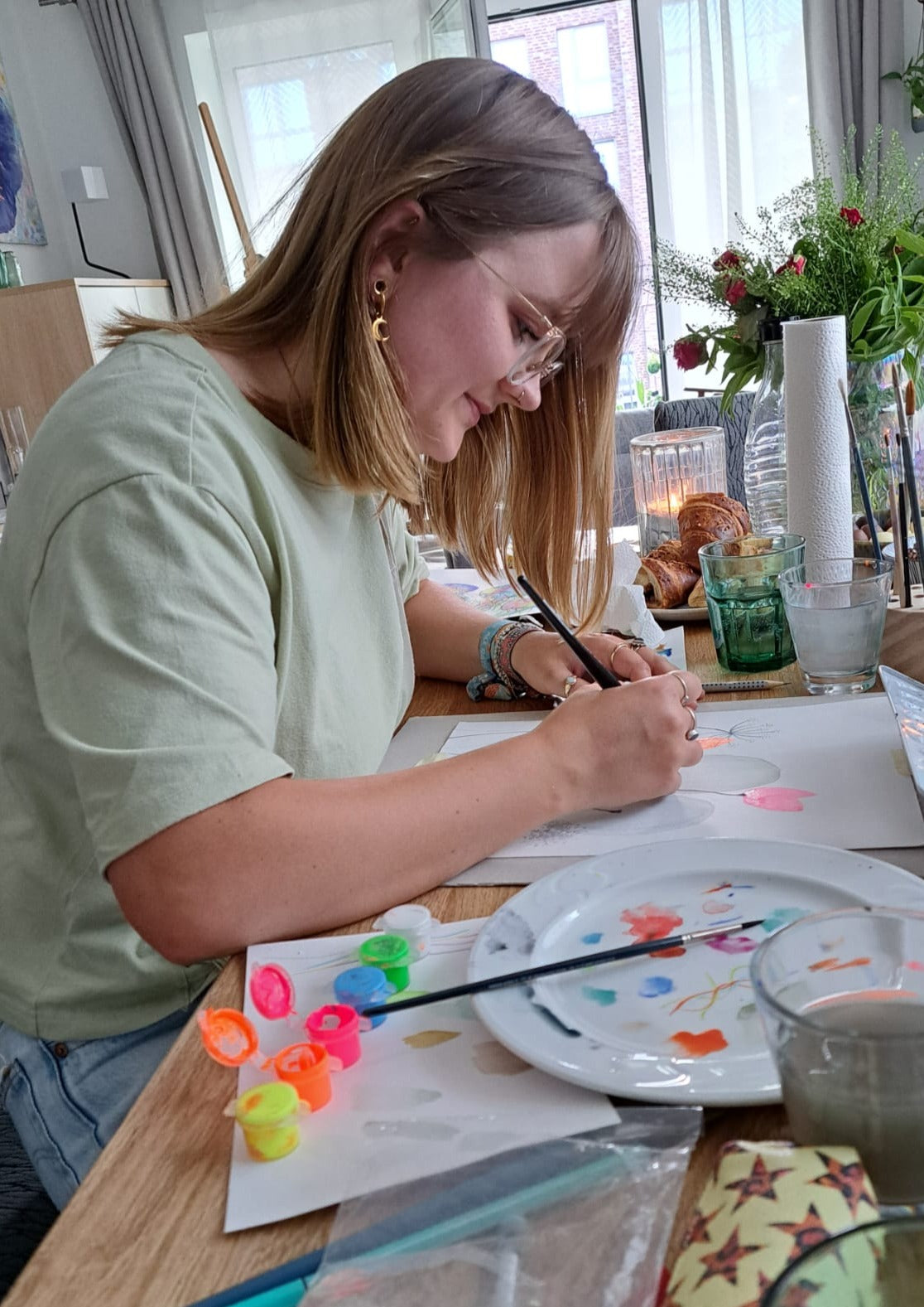 Unique Art & Lively Watercolor Workshop with Slata in Hamburg, Germany by subcultours