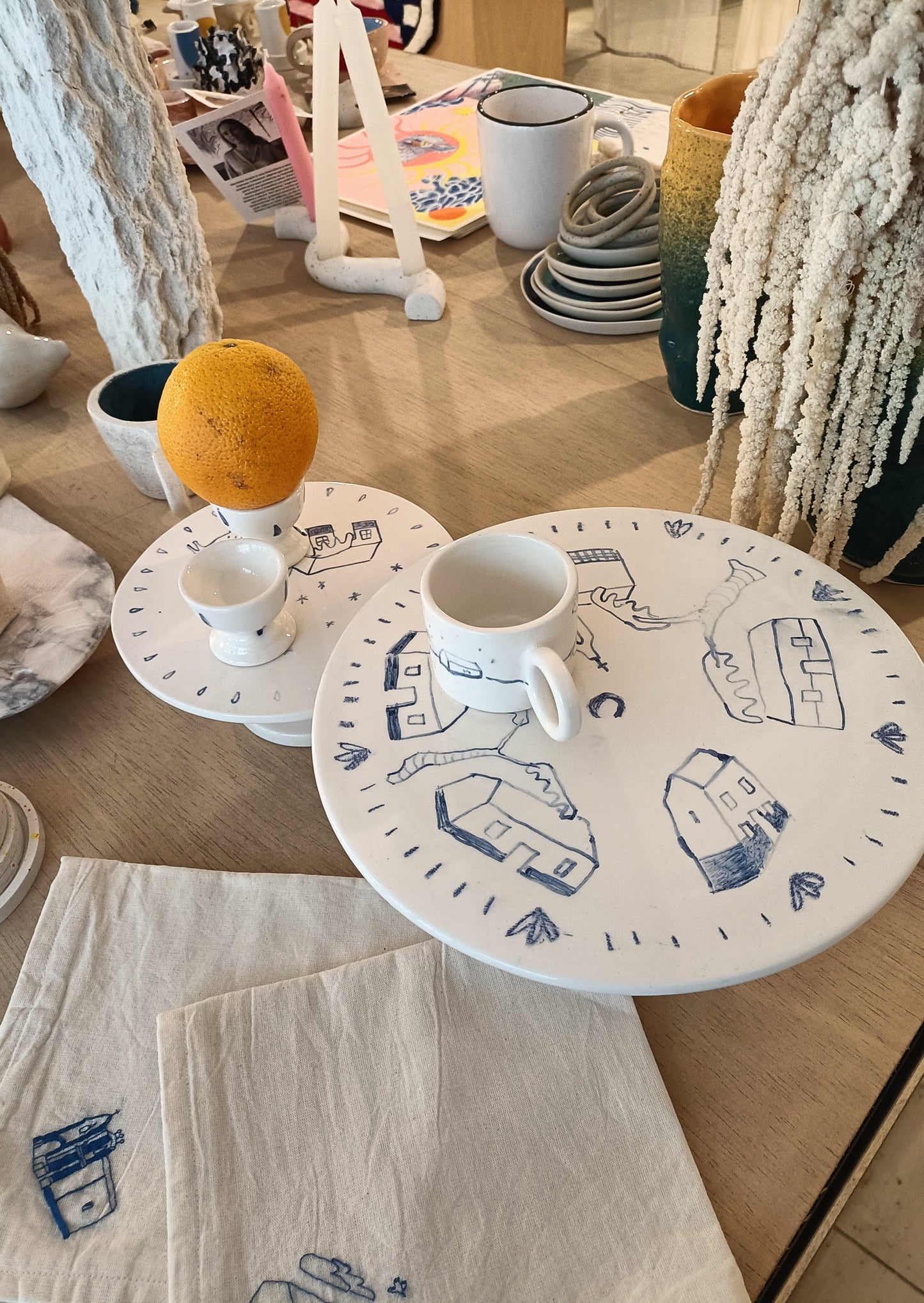 Brunch and Ceramics Workshop with Julia in Lisbon, Portugal by subcultours