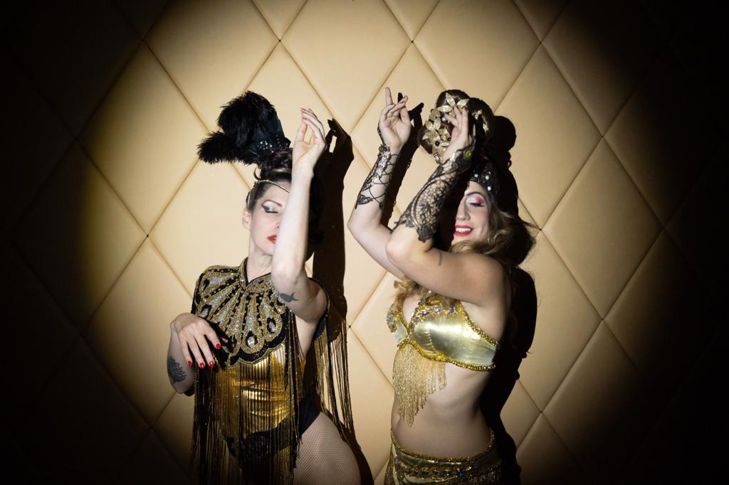 Burlesque Workshop with Nita and Anna in Cologne, Germany, Ana and Nita, by subcultours