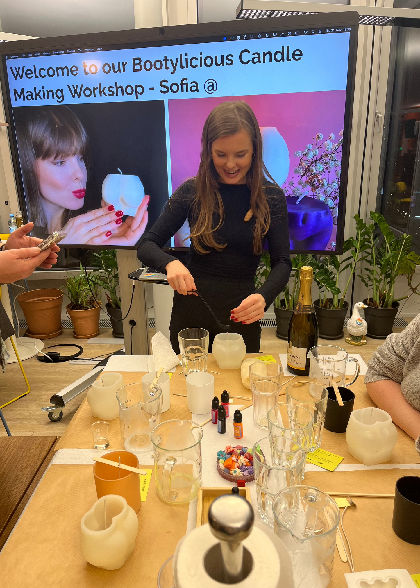 Candle Making Workshop "Soy Wax Candle with Embedded Designs" with Sofija in Berlin, Germany, Artist Presentation, by subcultours