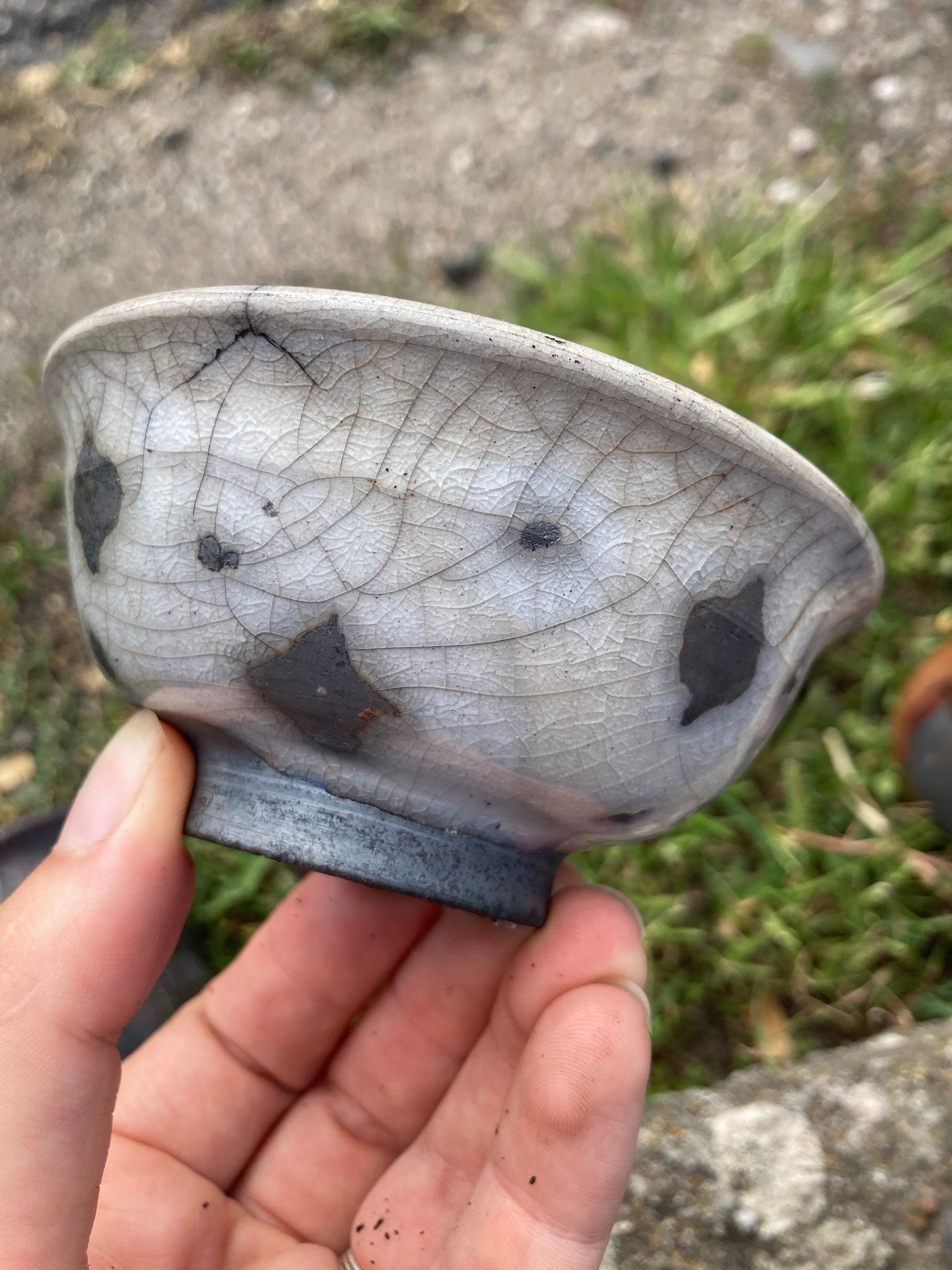 Ceramic Workshop "Raku Technique" with Chila in Ericeira, Portugal, by subcultours