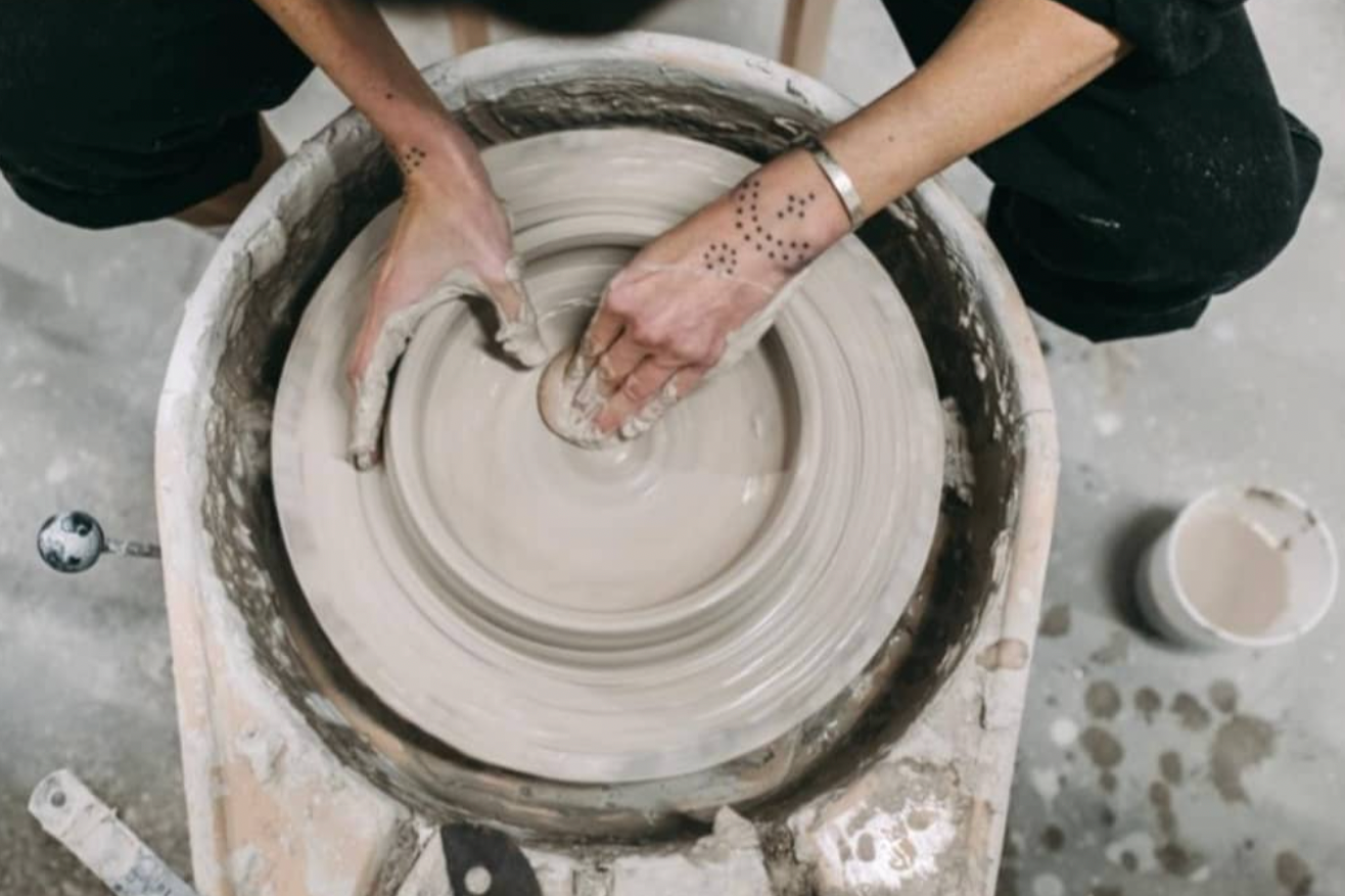 Ceramic Workshop "Tableware Set" with Miriam in Barcelona, Spain by subcultours