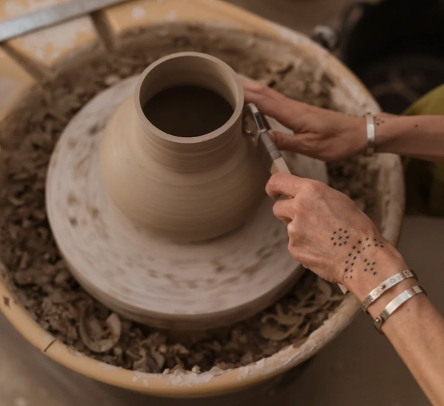 Ceramic Workshop "Tea Pot Making“ with Miriam in Barcelona, Spain by subcultours