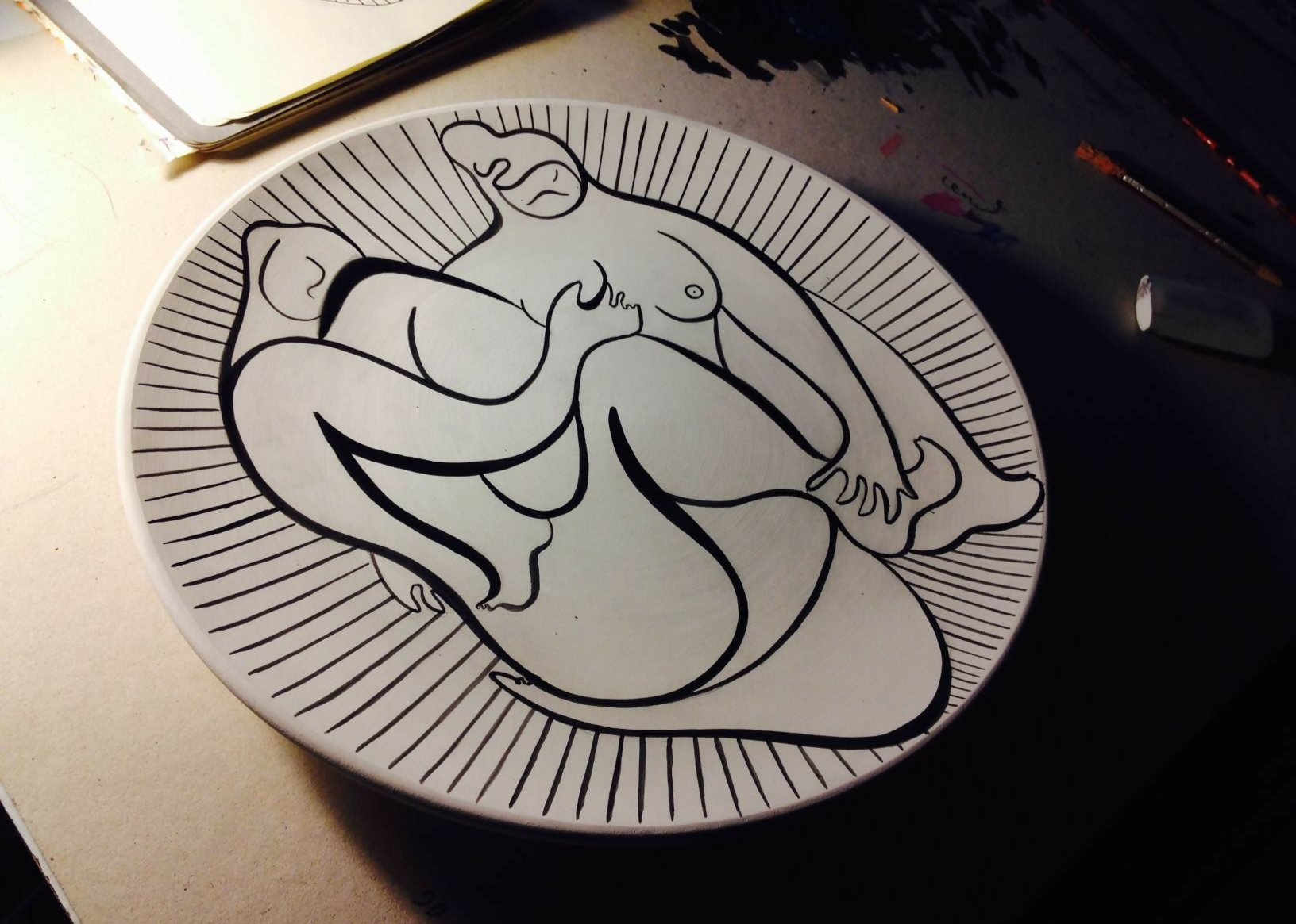 Andrea-Santamarina-Contemporary-artist-spain-Art-Gallery-artistic-ceramic-drawing-plates-Love-0
