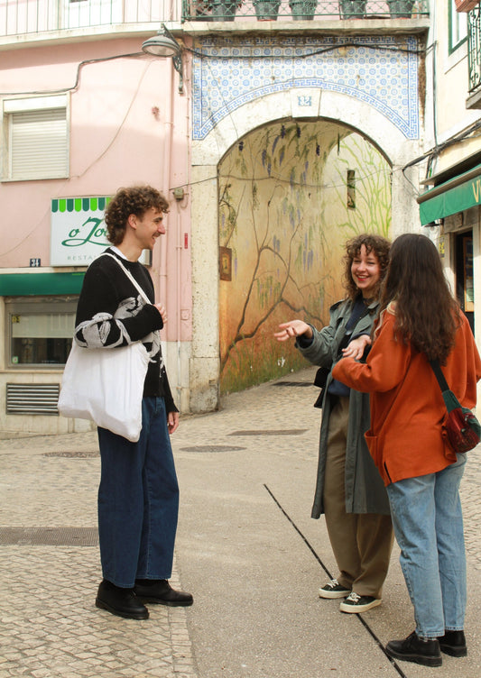 Immersive Artist Tour with Sylwia in Lisbon, Portugal by subcultours