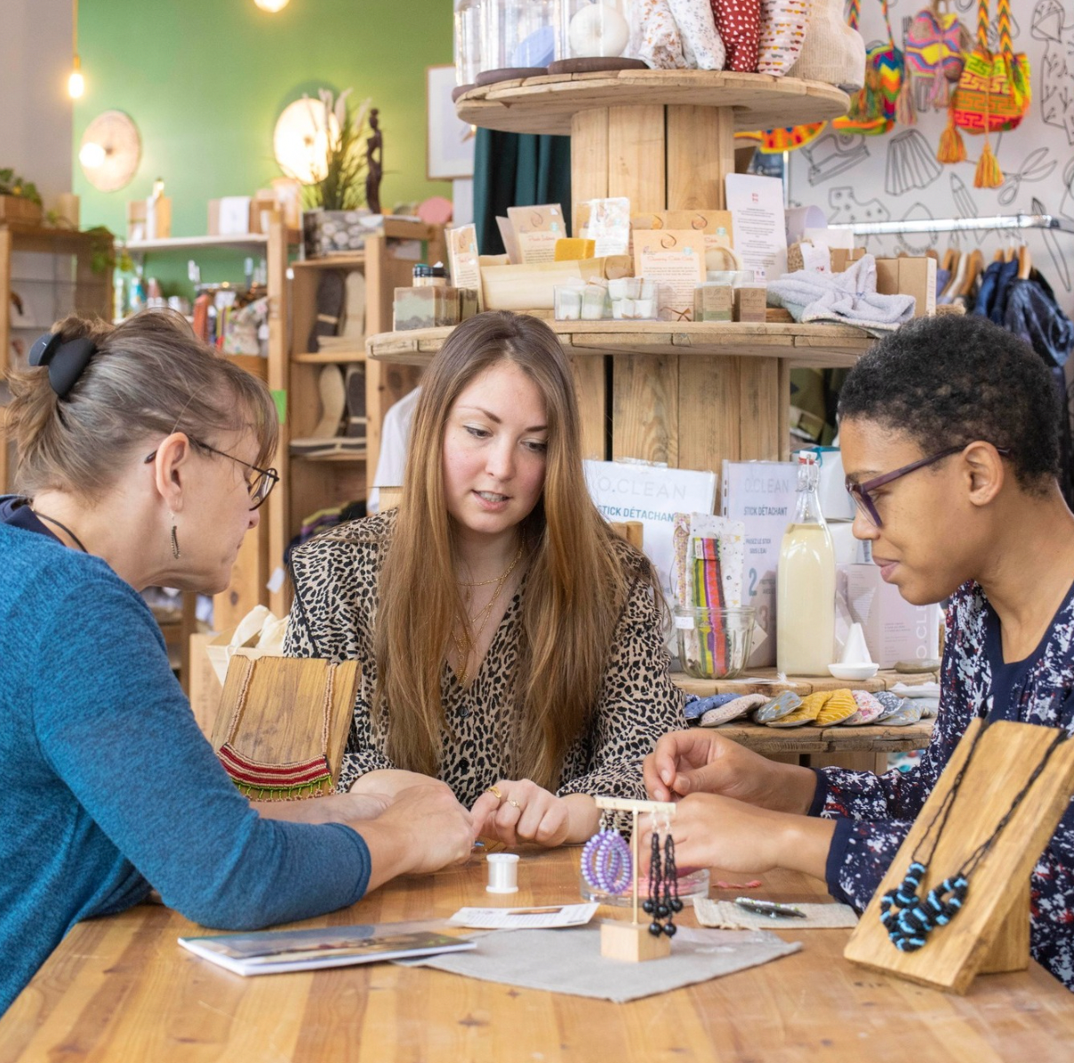 Jewelry Making Workshop with Édit in Bruxelles, Belgium by subcultours