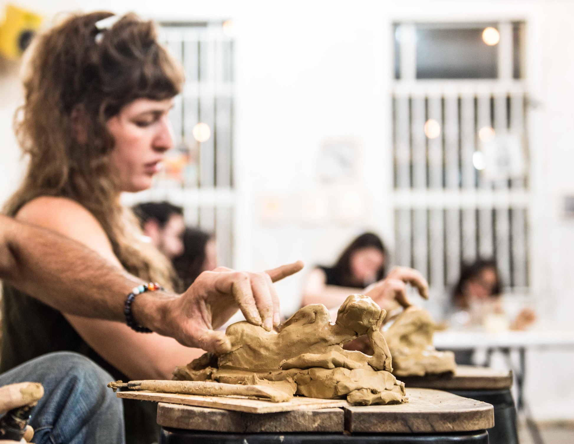 Life Model Sculpting & Drawing Workshop for Beginners with Ella in Berlin, Germany by subcultours