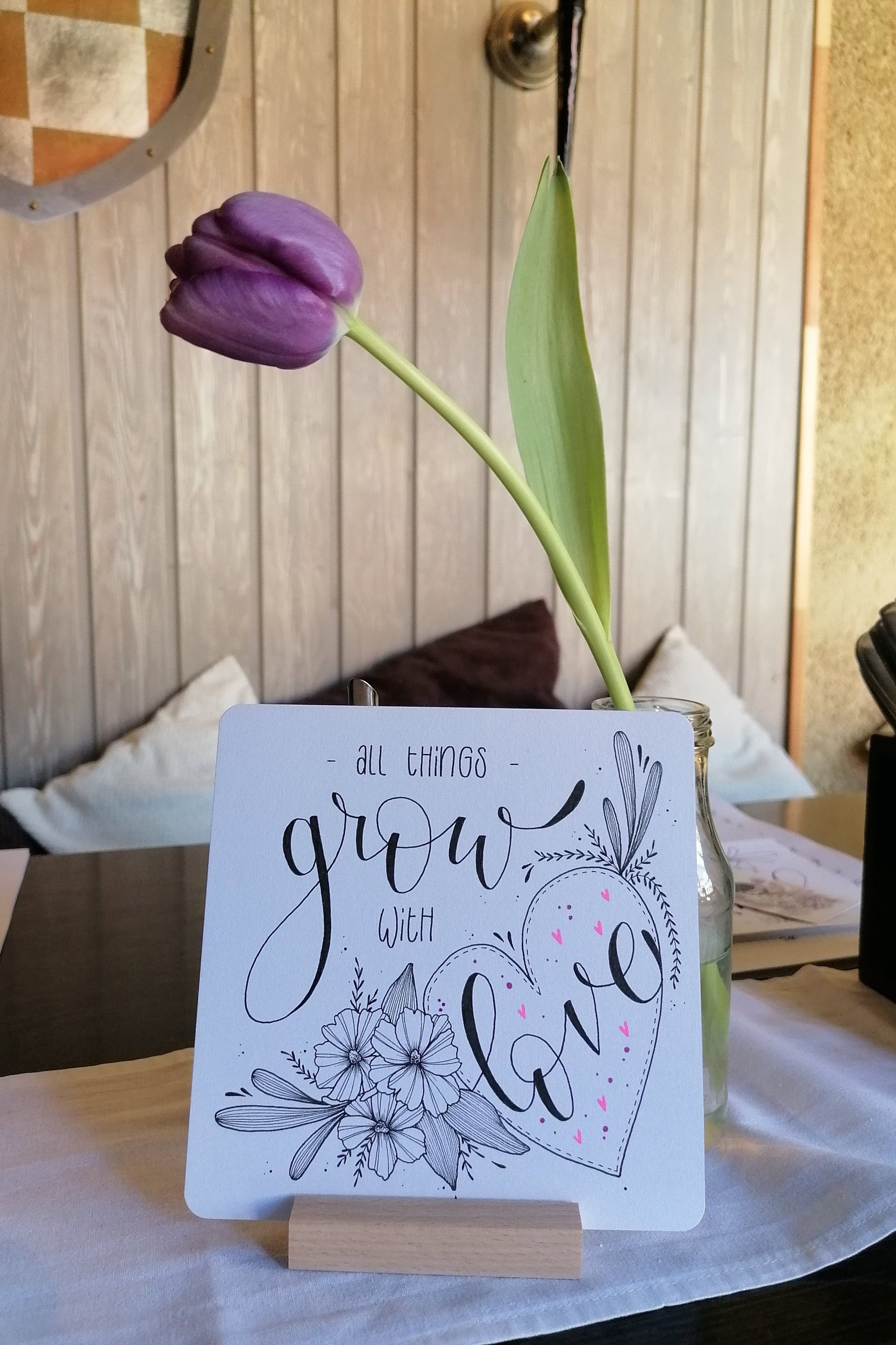 Painting Workshop "Fineliner meets Watercolor: Wreath with Floral Elements and Lettering" with Danielle in Erfurt, Germany by subcultours