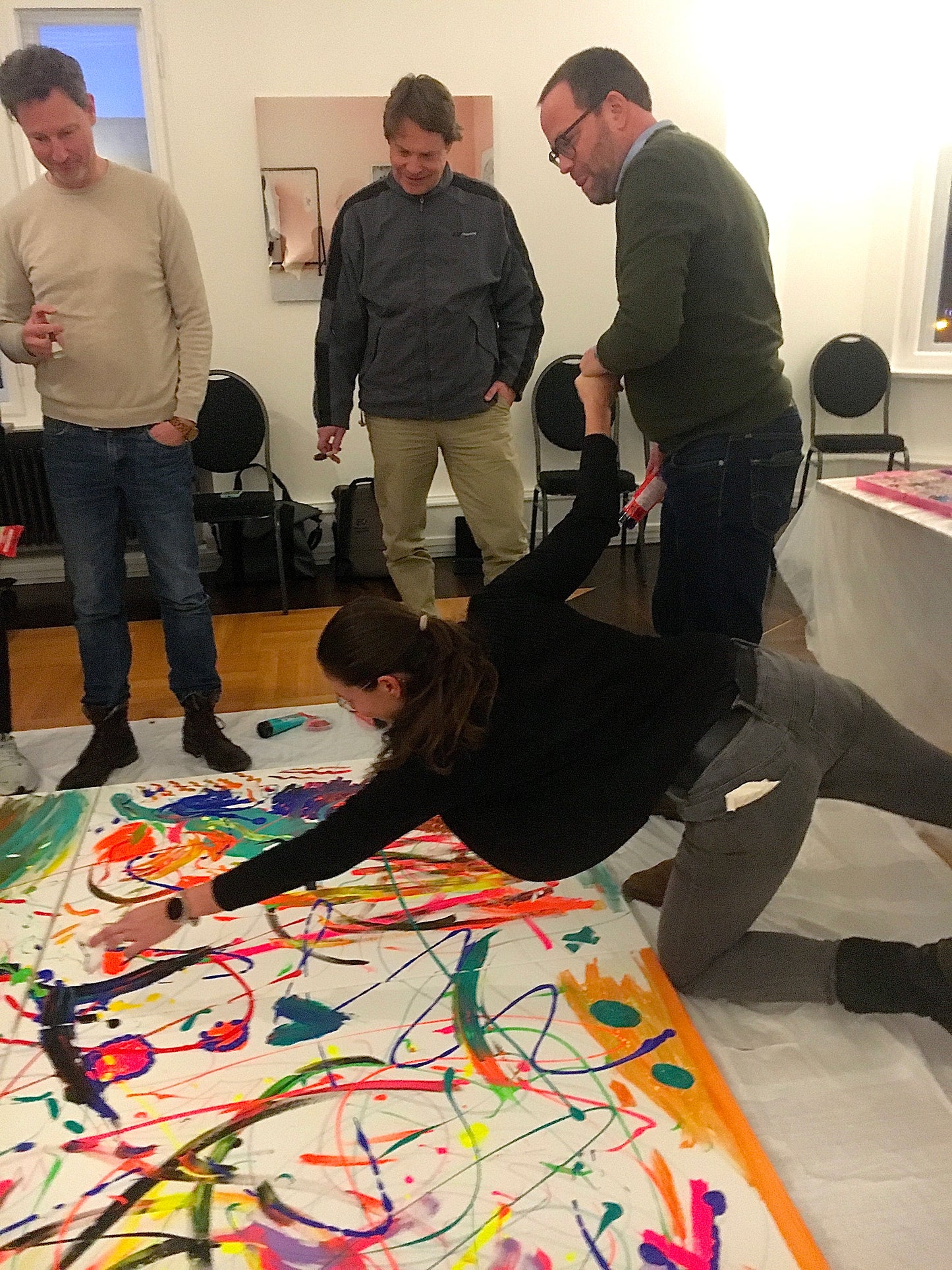 Painting Workshop in Silence for Teambuilding Events with Stefanie in Berlin, Germany by subcultours