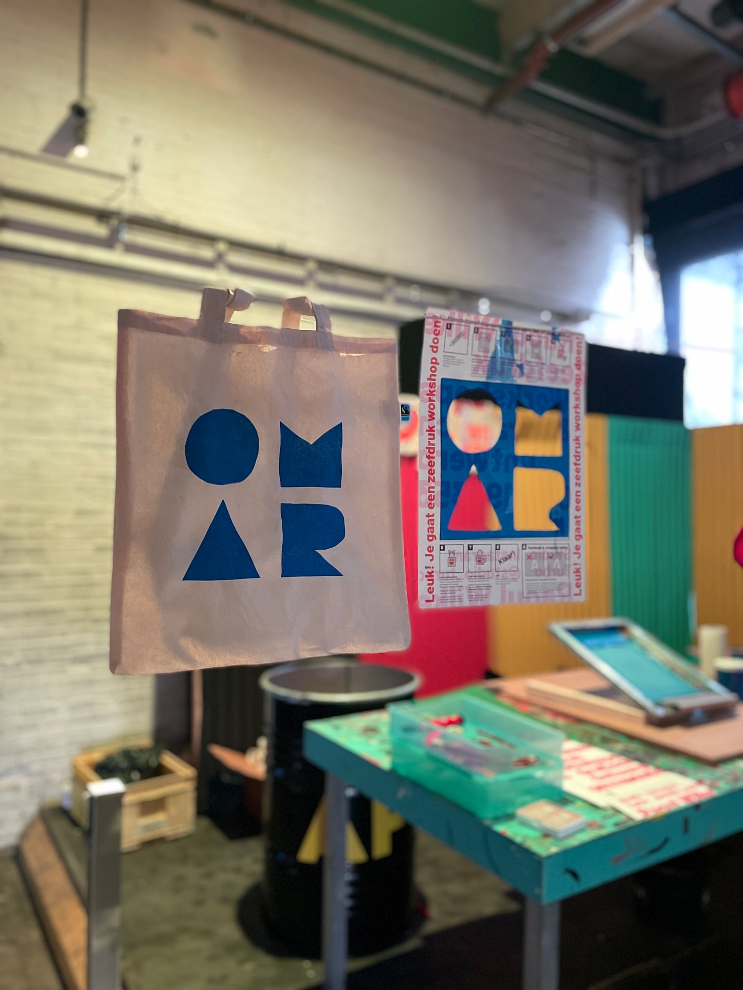 Screen Printing Workshop "Design and Screen print your own Tote bag or T-shirt" with Raoul in Den Bosch, The Netherlands by subcultours