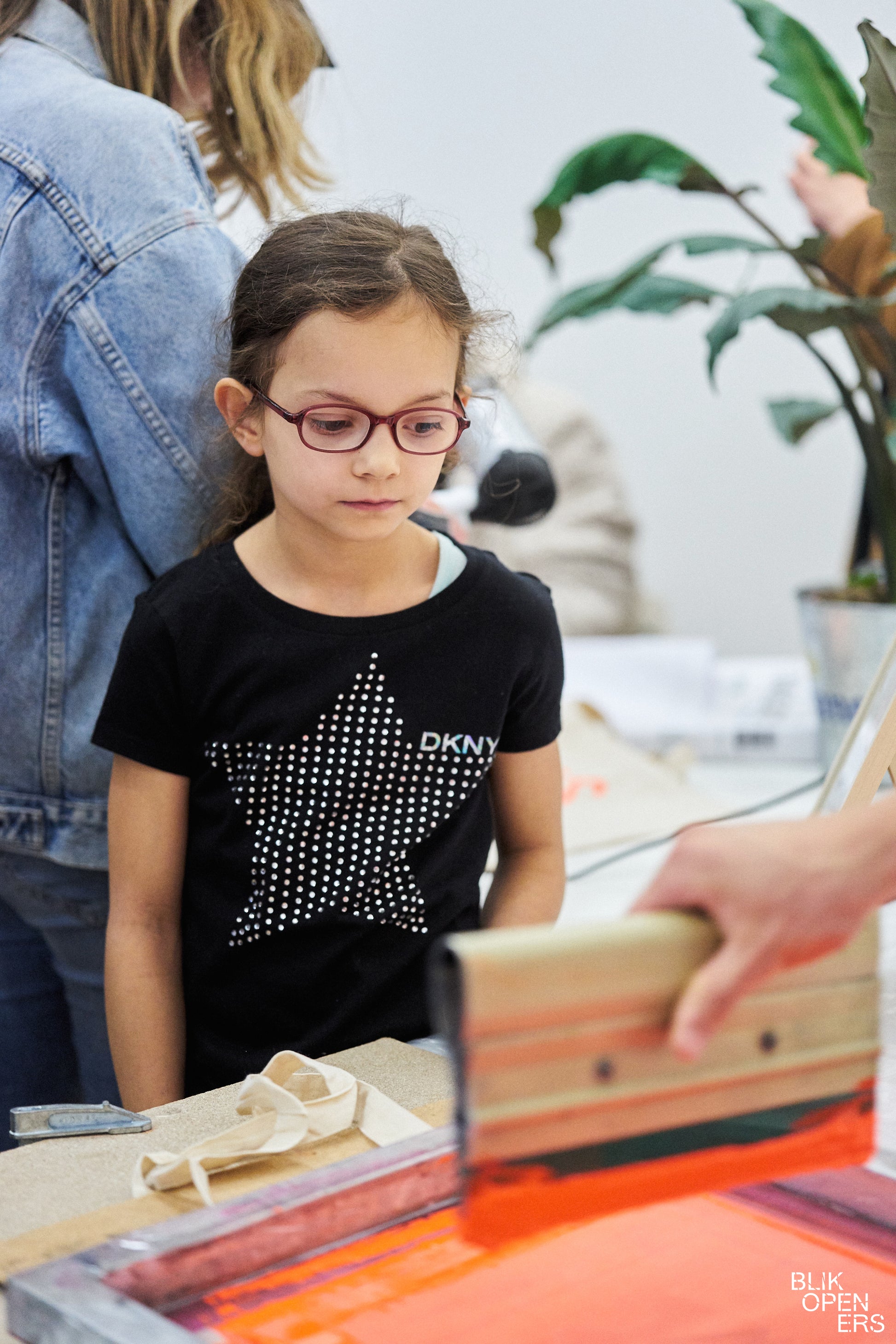 Screen Printing Workshop "Design and Screen print your own Tote bag or T-shirt" with Raoul in Den Bosch, The Netherlands by subcultours