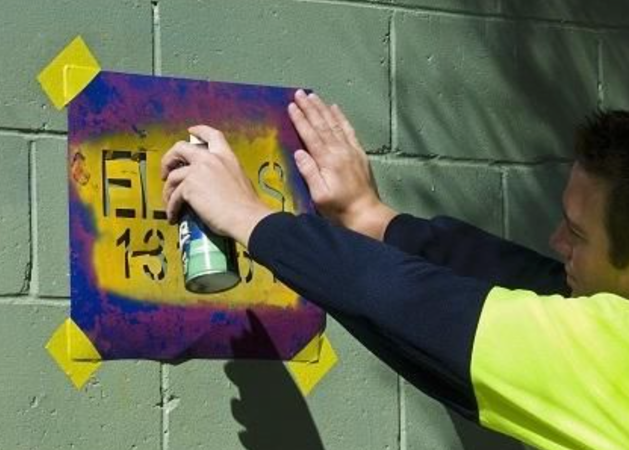 Atelier Pochoir et Street Art avec Katja à Berlin, Allemagne