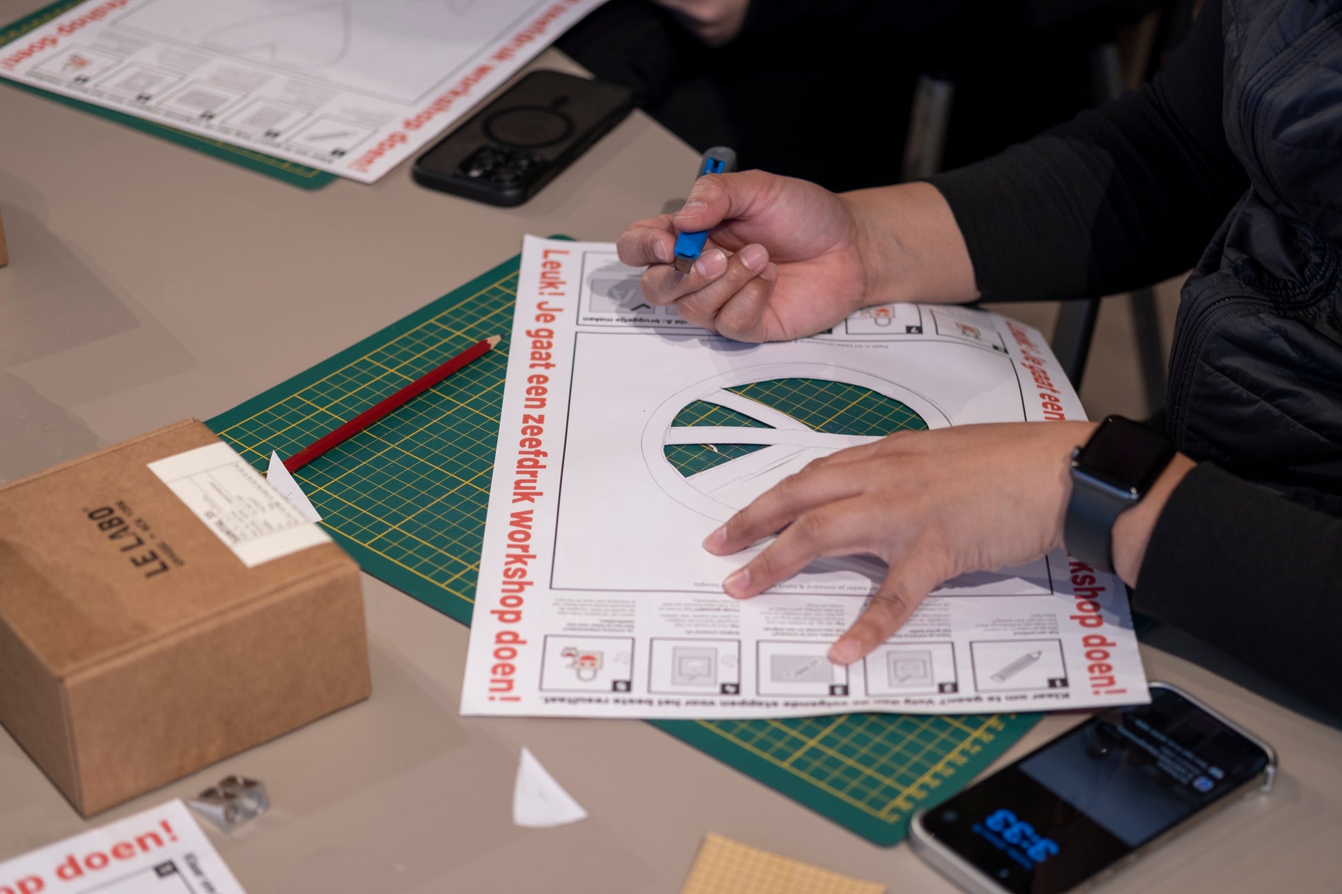 Screen Printing Workshop "Create Your Unique Tote Bag or T-Shirt" with Raoul in Den Bosch, The Netherlands, by subcultours