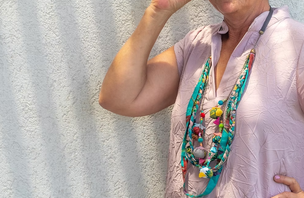 Textile Jewelry Making Workshop with Liat in Matan, Tel Aviv, Israel, by subcultours 7