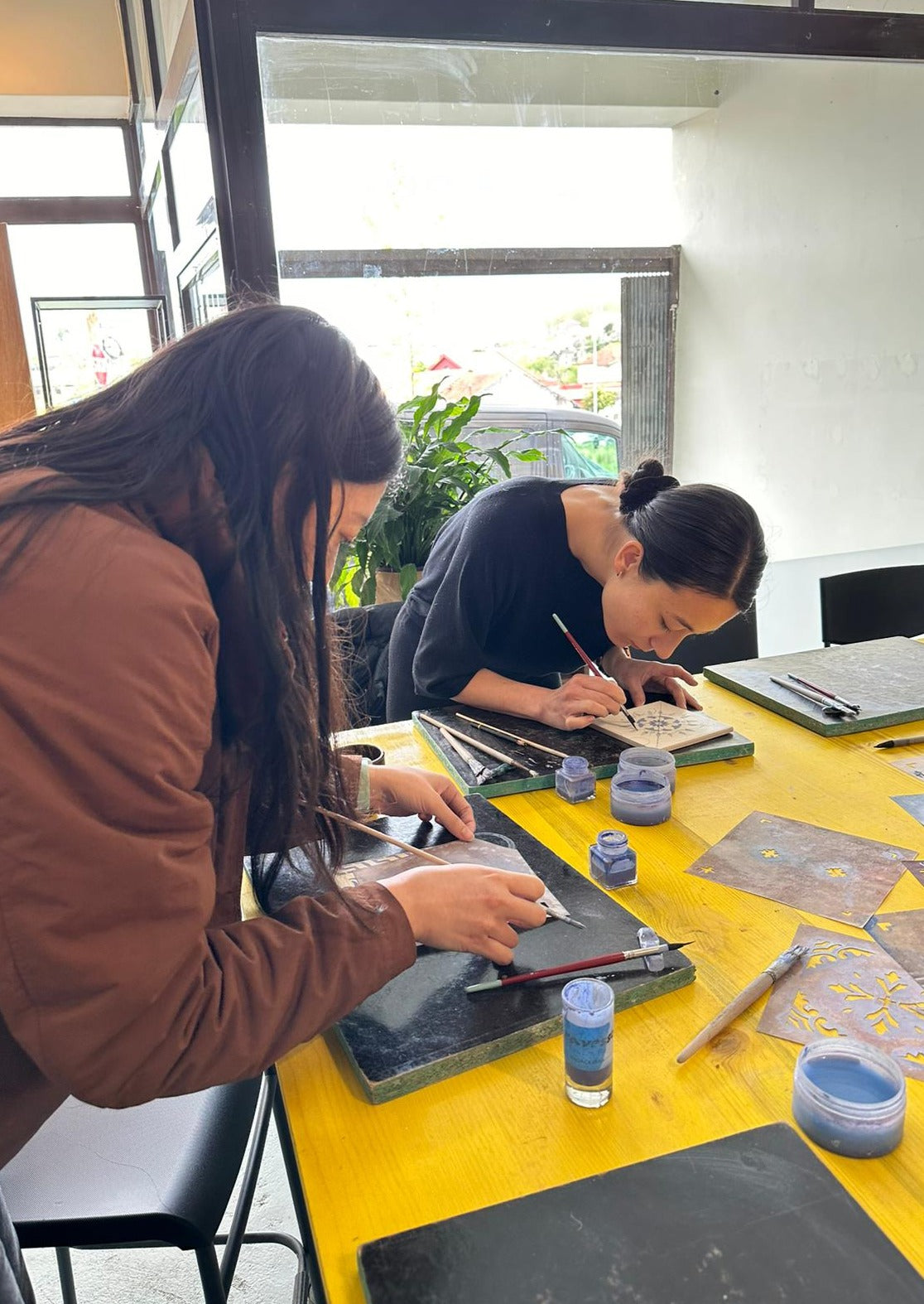 Tile Painting Workshop "Porto Tiles and Tea" with Francisco in Porto, Portugal by subcultours