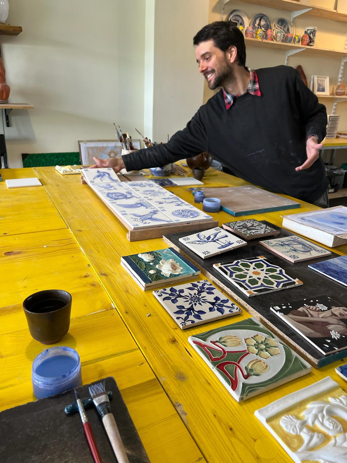Tile Painting Workshop "Porto Tiles and Tea" with Francisco in Porto, Portugal by subcultours