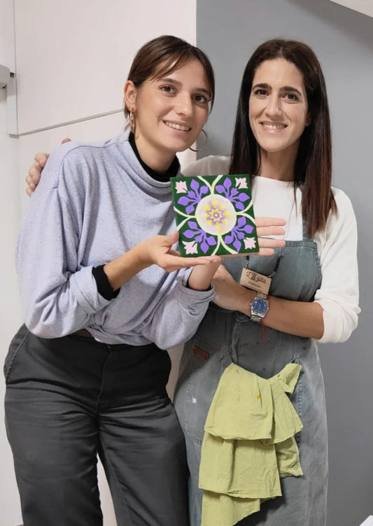 Taller de pintura de azulejos con Daniela en Oporto, Portugal