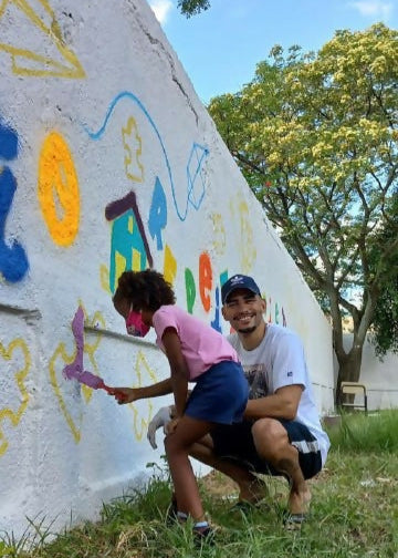Urban-Art-and-graffiti-Workshop-with-Jean-Poul-in-Rio-de-Janeiro-Brazil-by-subcultours-1