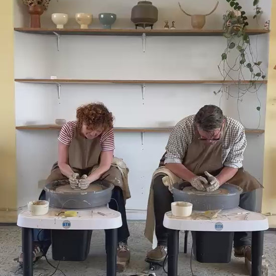 Ceramic Workshop "Full Pottery on the Wheel Experience" with Paula in Caldas da Rainha, Portugal 2