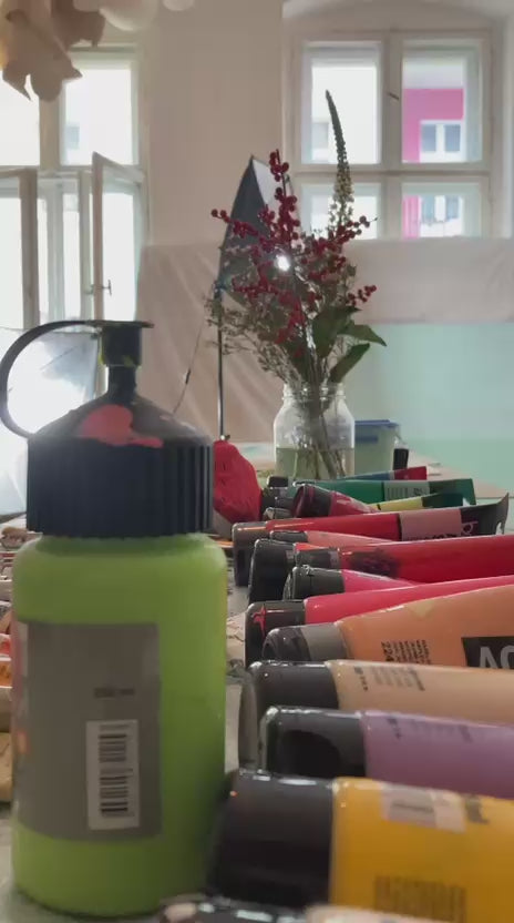 Abstract Painting Workshop "Experimental Landscapes" with Stefanie in Berlin, Germany