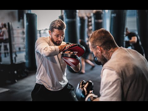 Kickboxing Workshop for Teambuilding Events with Max in Berlin, Germany by subcultours