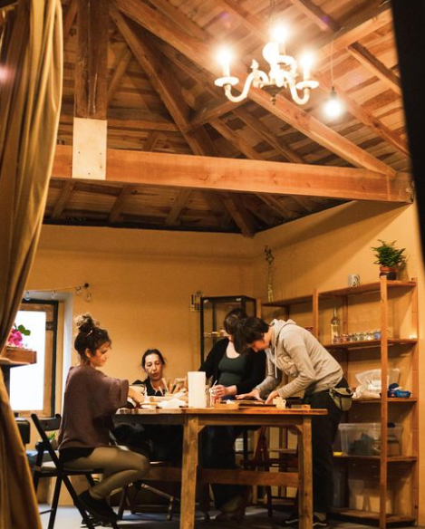Ceramic Dining Workshop with Celia in Vila Nova de Gaia, Portugal by subcultours