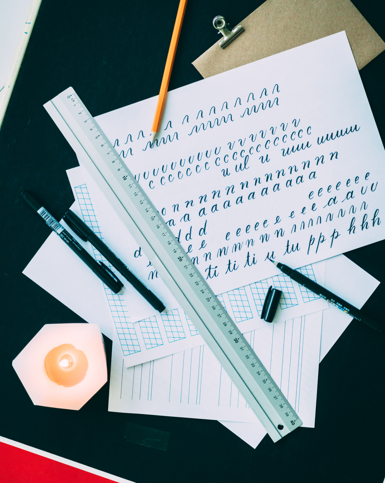 Modern Calligraphy for beginners Workshop with Maria in Lisbon, Portugal by subcultours